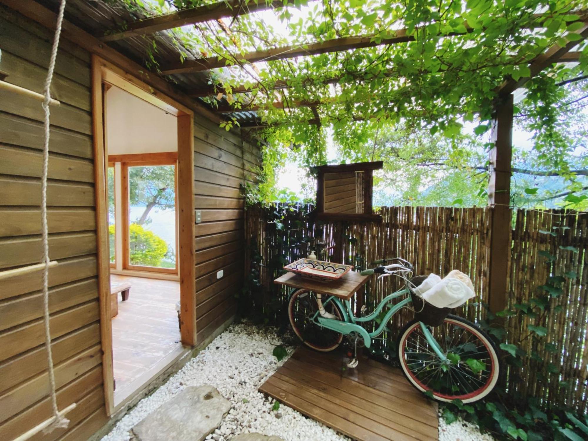 Baba Yaga Atitlan Lodge