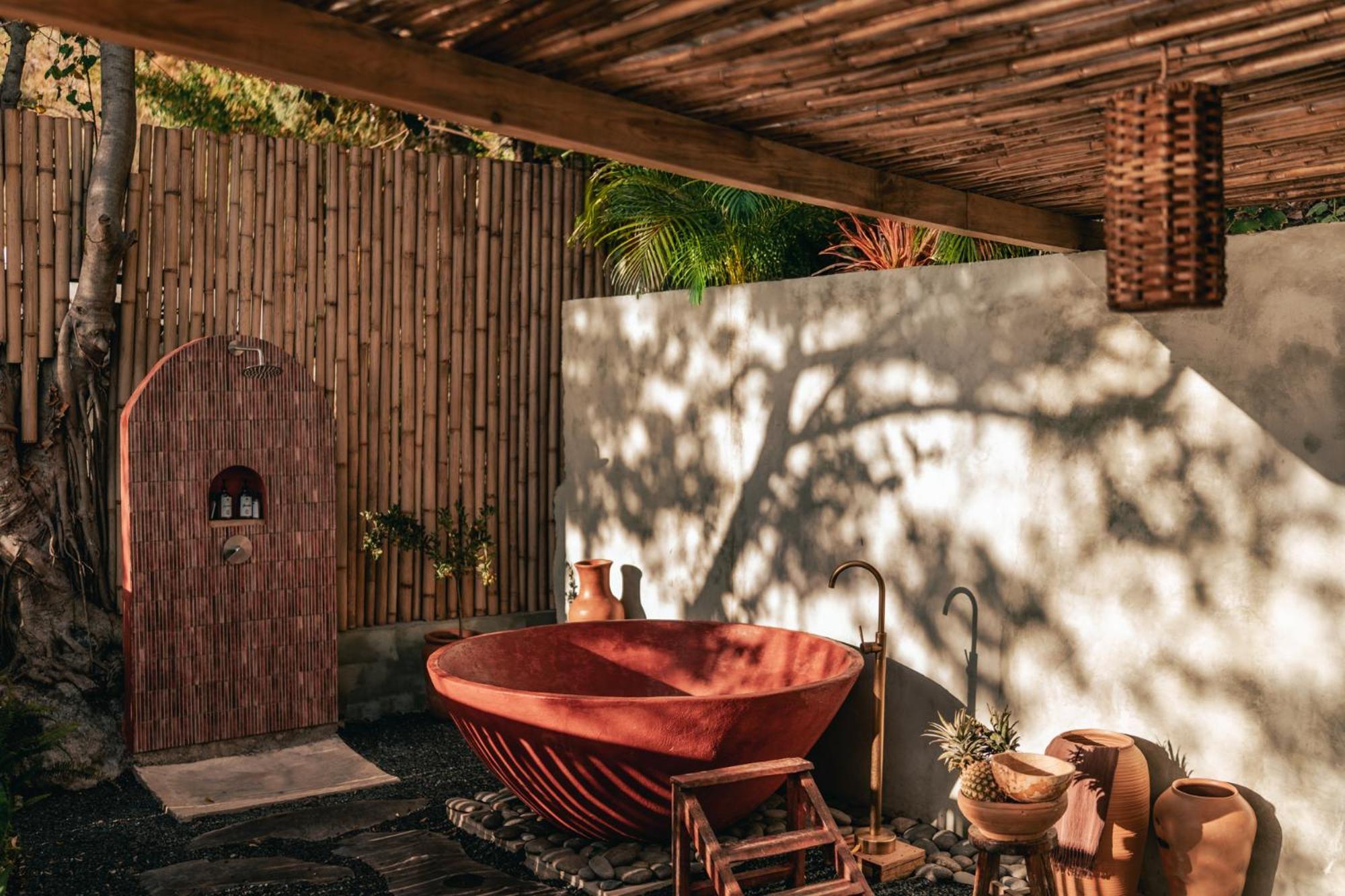 Baba Yaga Atitlan Lodge
